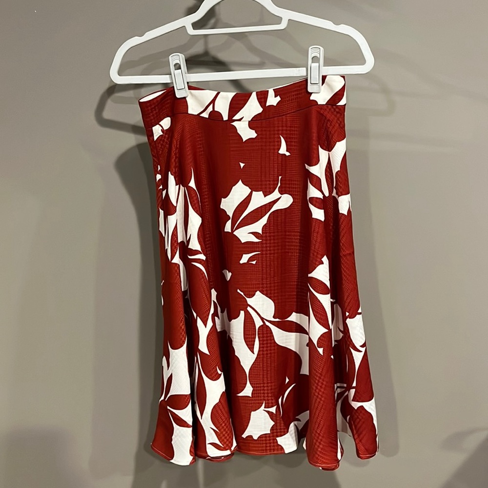 NWT Ann Taylor full skirt
